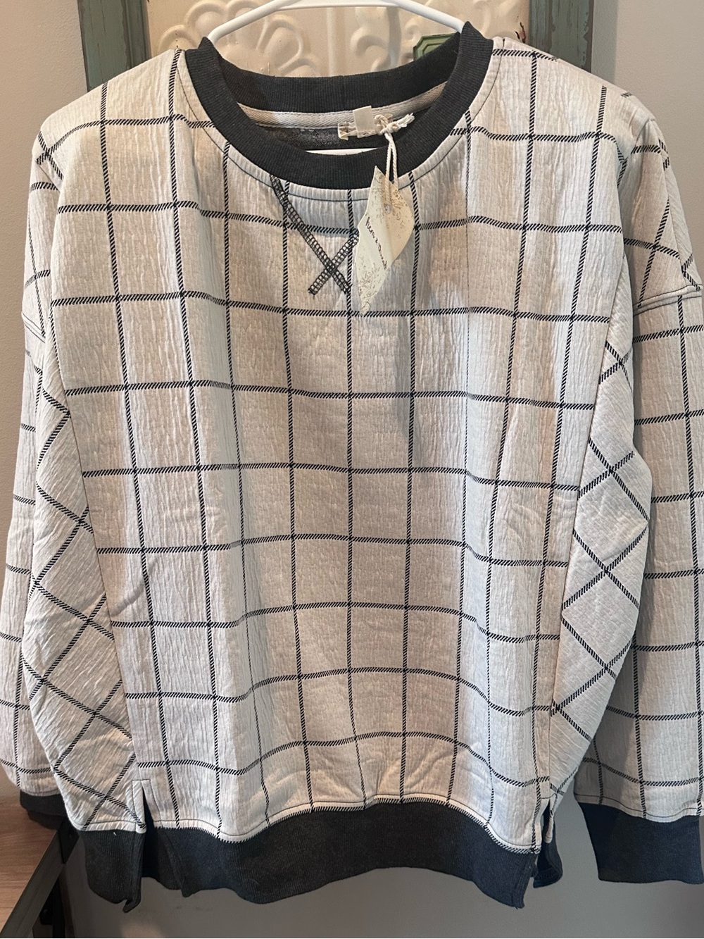 NWT Hem & Thread Windowpane Plaid Pullover Top Size Medium